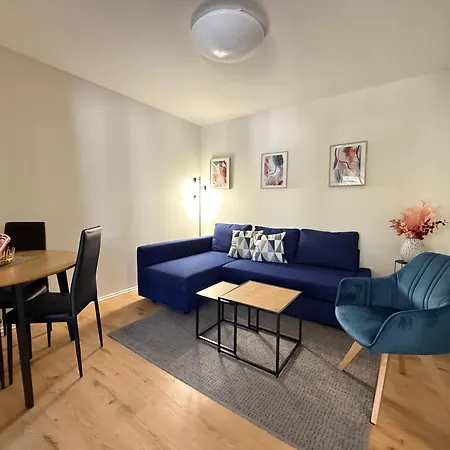 Paradiso Arx I Apartment