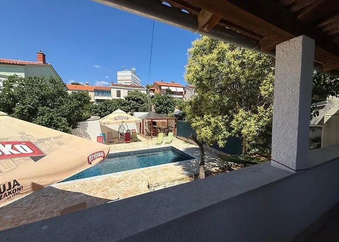 Apartment Paradiso Arx I