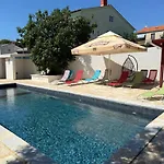 Apartmán Paradiso Arx I *