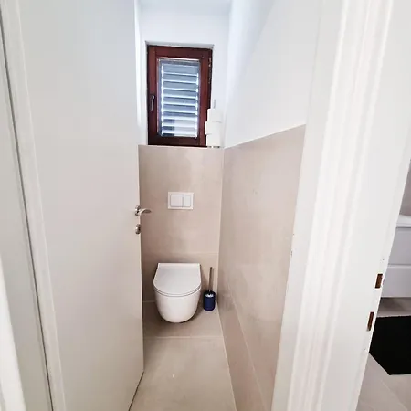 Apartment Paradiso Arx I