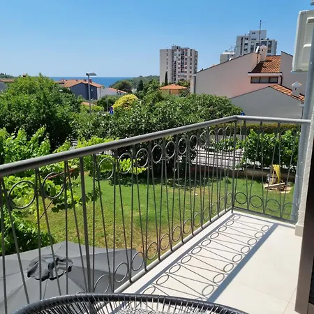 Paradiso Arx I Apartament Pula