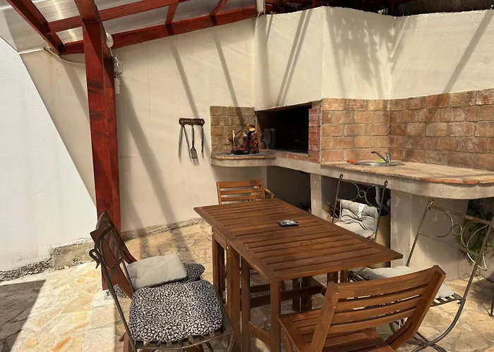 Paradiso Arx I Πούλα